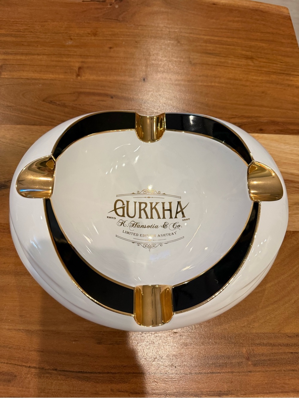 Gurkha Limited Edition White & Gold Ashtray by K. Hansotia & Comp.